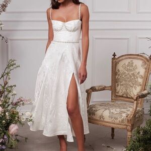 V. Chapman “The Cora Dress” | White Baroque Floral